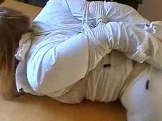 Занимательная шлюха БДСМ Подчинение Фетиш