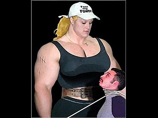 女性のボディービルFBBボディービルダーぽっちゃり女王様