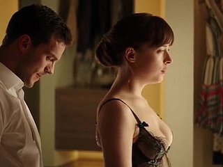 Дакота Джонсон в Пятьдесят Оттенки Darker (2017)