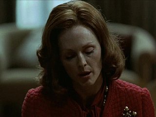 Julianne Moore em cena erótica