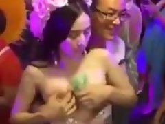 Cina Wrinkle Amal Boobs