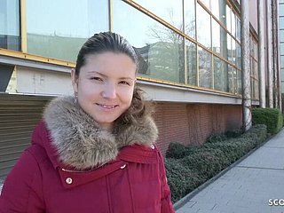 Немецкий Scout - Extrem Skinny College Teenager Gina Gerson Поговорите с сексом на улице - Джина Герсон