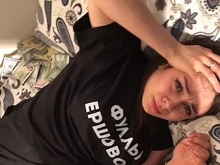 Salacious Russian Remaja POV Emosi yang dikenakan XXX adegan