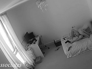 Fusty Cam bắt gặp vợ tôi lừa dối tôi với người bạn thân nhất của tôi
