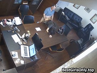Ông chủ Nga đã chết thư ký trong văn phòng trên Cam Place off limits