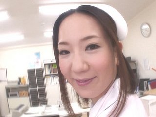 Güzel Japon hemşire Doktor tarafından sert becerdin alır