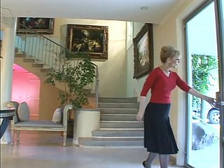 Ibu tiriku serakah untuk vaginaku! (Emosi porno yang tak terlupakan dalam versi restyling HD)