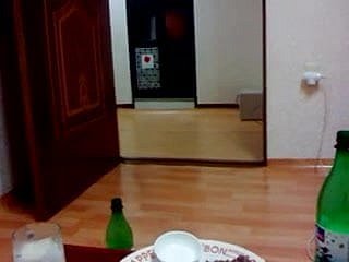 Bu Koreli nasıl poz veriyor