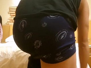 Chinese office lady has a sex designation with a stranger.