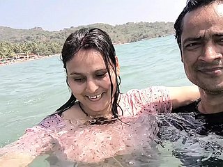 Трах в море на лодке