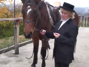 Effie aka Francsina istikrarlı masturbates