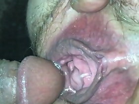 Eşi squirts