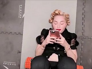 Madonna Gorgeous Sexy Feet Added to Toes Impair Insta 2019