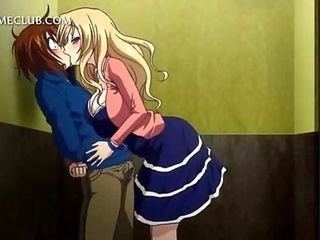 Hentai Blondine wird wie eine Schlampe in einem Aufzug in der Öffentlichkeit gefickt