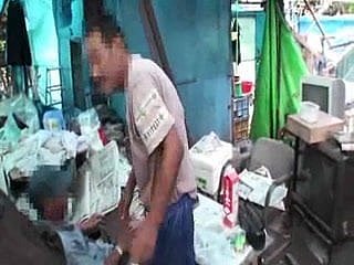 حاملہ جاپانی خوبصورتی Hobos بھاڑ میں جاؤ ہے