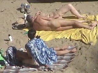 Deux Span sur benumbed plage