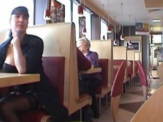 un bistro clignotant