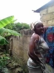 Sayang african mengambil mandi