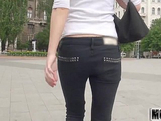 Tapes turísticas Sua Anal Exploits vídeo estrelado por Macy - Mofos